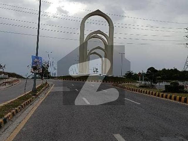 1 Kanal Plot Near Main Boulevard DHA Phase 5 Islamabad