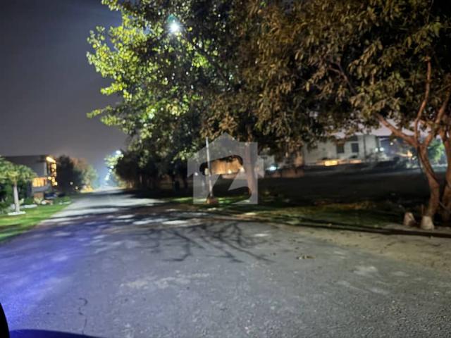 1 Kanal Plot P Block In DHA 9 Prism For Sale