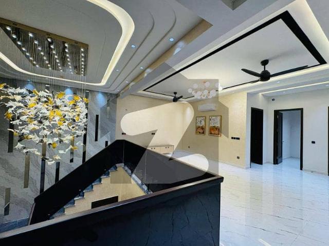 1 Kanal Premium Luxury 5 Bedrooms Modern House For Sale in DHA Phase 6, Lahore