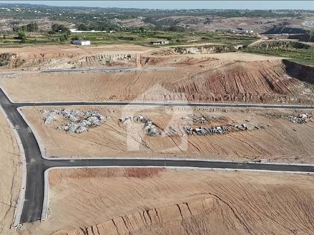 1 Kanal Prime location Corner Plot for sale DHA 6, C2