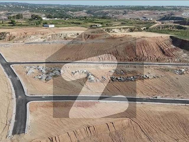 1 Kanal Prime location Corner Plot for sale DHA 6, C2