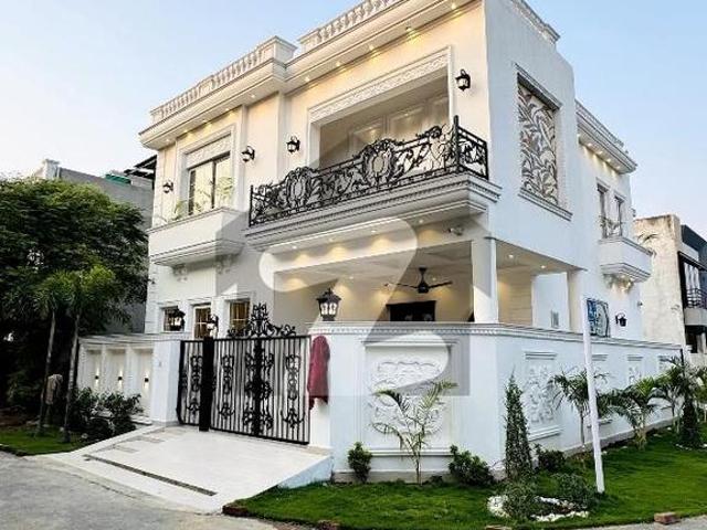 1 Kanal Prime Location House Available For Sale DHA Multan M Sector DHA Phase 1 Sector M