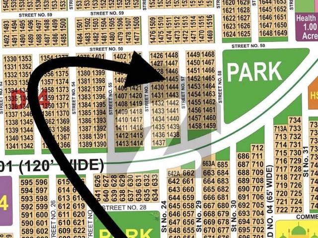 1 Kanal Prime Location Plot Near To Park Main Boulevard Available For Sale In DHA Multan