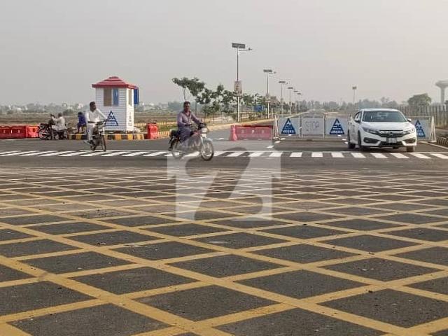 1 Kanal Prime Location Residential Possession Plot In Block E, LDA City Lahore