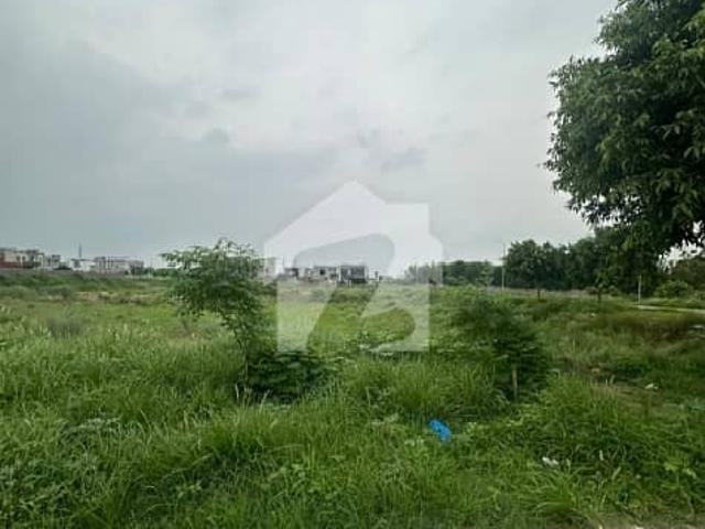 1 Kanal Prime Location 70ft'Road Residential Plot Is Available For Sale In DHA Phase 8 Block U Lahore Cantt
