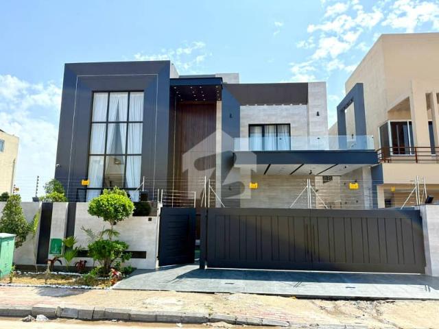 1 Kanal Residential House For Sale In Gulbahar Block, Nearby Commercial Market, School, Mosuqe And Health Care Canter