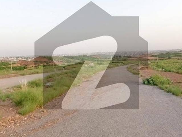 1 Kanal Residential Plot For sale In C 15