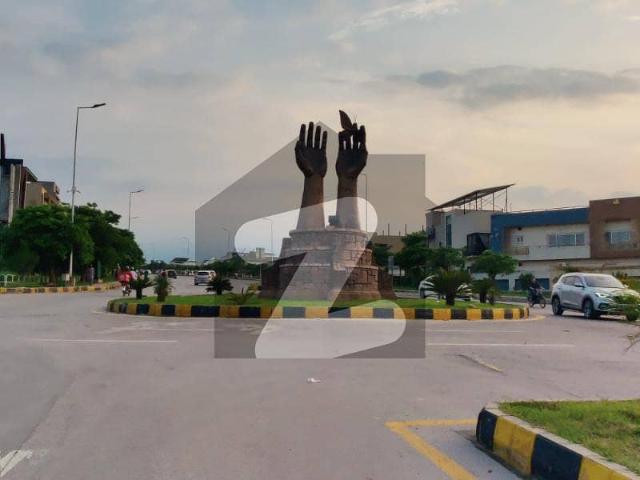 1 Kanal Residential Plot For sale In The Perfect Location Of Bahria Town Phase 8 Block A