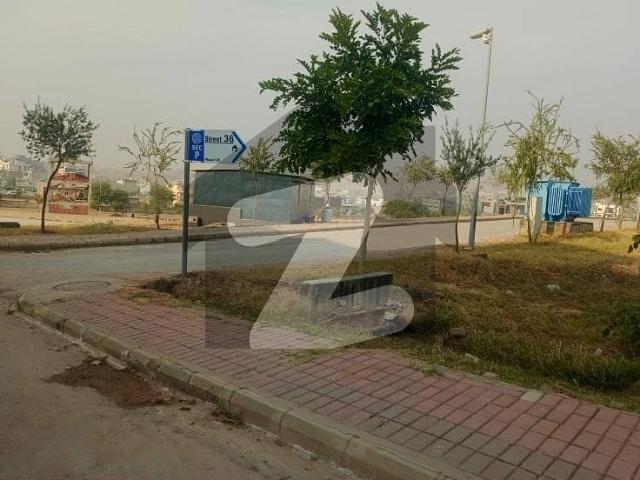 1 Kanal Residential Plot In Bahria Town Phase 8 Block P Best Option