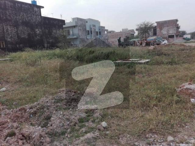 E 11/3 NPF Corner 1 Kanal Plot For Sale Demand 9.50 Crore