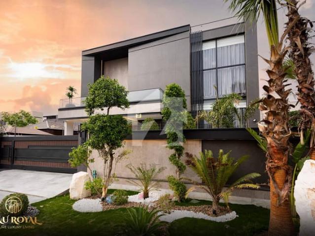 1 Kanal Super Luxury Fully Furnished 5 Bedrooms House Available For Sale In Phase 6 DHA Lahore. 100% Original Ad