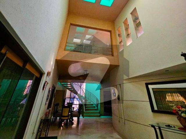 1 kanal super solid double height lobby in dha phase 3 top location 100 % confirm deal