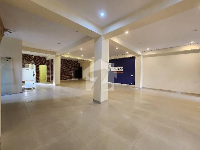 1 Kanal Semi Commercial Office Ground Floor Hall Main Boulevard Johar Town 2 Exactive Cabins Big Hall 1 Meeting Room 1 Store Room 3 Washrooms 1 Kitchen Demand 280k