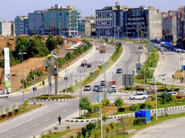 1 Kanal Semi Develop Heighted Location Plot For Sale In Block A Gulberg Residencia
