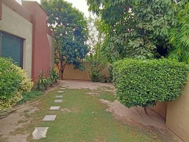 1 Kanal Slightly Used Modern Bungalow for Sale in DHA Phase 4 Lahore C Lahore DHA Defence ID 89594