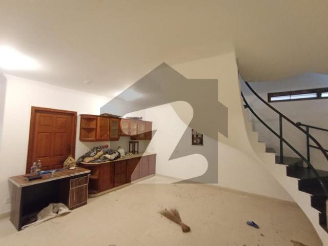 Corner+ 6 Beds 1 Kanal Double Unit House For Rent In DHA Phase 1 Lahore. DHA Phase 1
