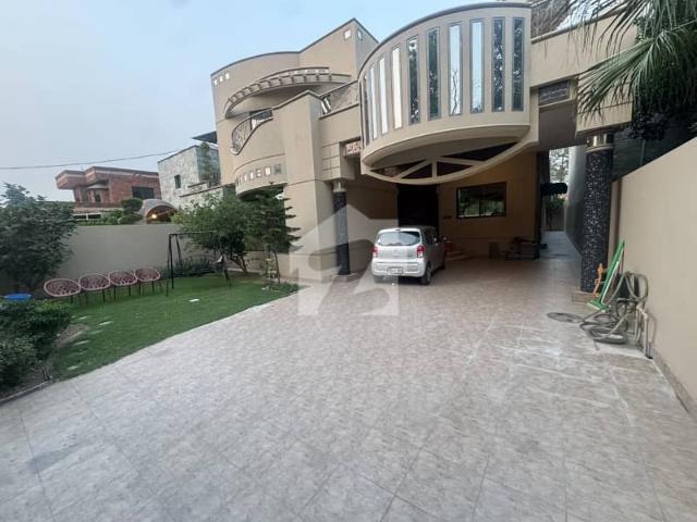 1 Kanal Solid House For Sale Garden Town Lahore