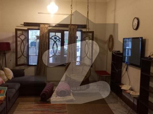 1 Kanal South Corner Park Face House Hayatabad