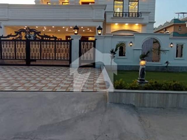 1 Kanal Spanish Style Proper Corner House For Sale FGEHA Sector G 13/2 Islamabad Nearly Kashmir Highway