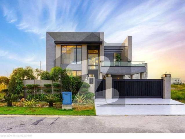 1 Kanal Top Quality Build Luxurious Beautiful Modern Design Villa With Basement For Rent In DHA Lahore Phase 7 Prime Location