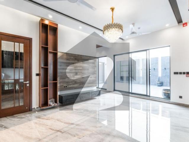1 Kanal Top Quality Build Luxurious Beautiful Modern Design Villa With Basement For Sale In DHA Lahore Phase 7 Prime Location DHA Phase 7
