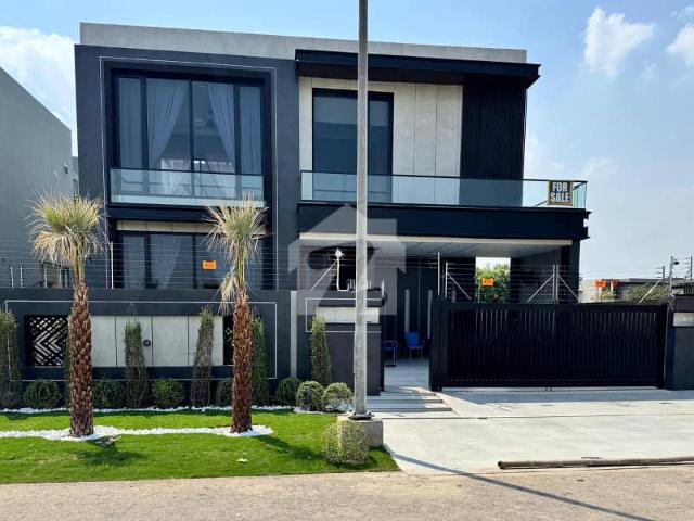 1 Kanal Top Quality Build Luxurious Beautiful Modern Design Villa With Basement For Sale In DHA Lahore Phase 6 Prime Location Near To Raya