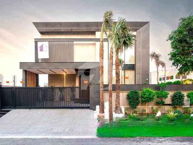 1 Kanal Top Quality Build Luxurious Beautiful Modern Design Villa With Basement For Sale In DHA Lahore Phase 8 Prime Location
