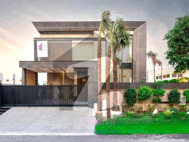 1 Kanal Top Quality Build Luxurious Beautiful Modern Design Villa With Basement For Sale In DHA Lahore Phase 8 Prime Location