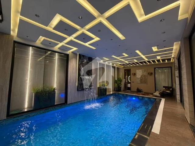 1 Kanal Top Quality Build Luxurious Beautiful Modern Design Villa With Basement Swimming Pool SEMI FURNISHED
