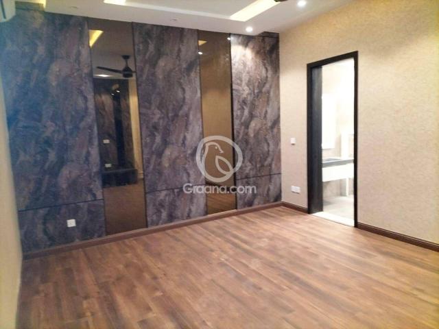 1 Kanal Top Quality Build Luxurious Beautiful Modern Design Villa For Sale In DHA Lahore Phase 6 Prime Location