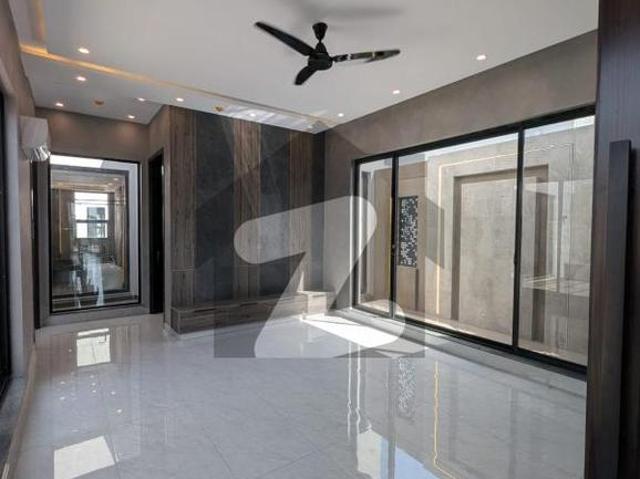 1 Kanal Top Quality Build Luxurious Beautiful Modern Design Villa For Sale In DHA Lahore Phase 7 Prime Location Near To Raya & Carrefour DHA Phase 7