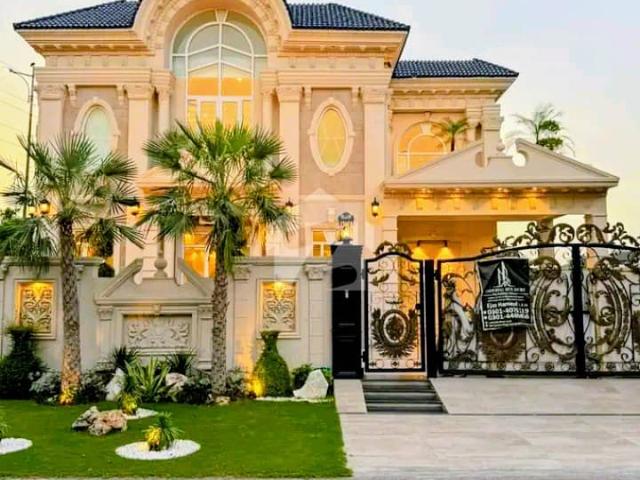 1 Kanal Top Quality Build Luxurious Beautiful Spanish Design Villa Full Furnished With Basement For Sale In DHA Lahore Phase 7 Prime Location