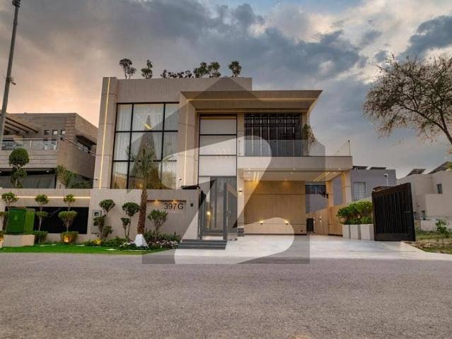 1 Kanal Top Quality Build Luxurious Beautiful Ultra Modern Design Villa With Basement For Sale in DHA Lahore Phase 7 Prime Location