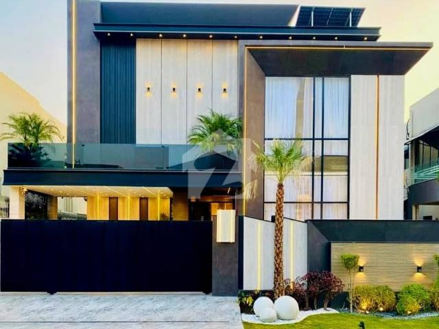 1 Kanal Top Quality Build Luxurious Beautiful Ultra Modern Design Villa Fully Furnished With Basement For Sale In DHA Lahore Phase 6 Prime Location, Near RAYA
