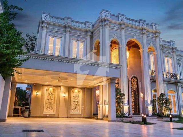 1 Kanal Top Quality Build Luxurious Beautiful Victorian Design Villa With Basement For Sale In DHA Lahore Phase 7 Prime Location