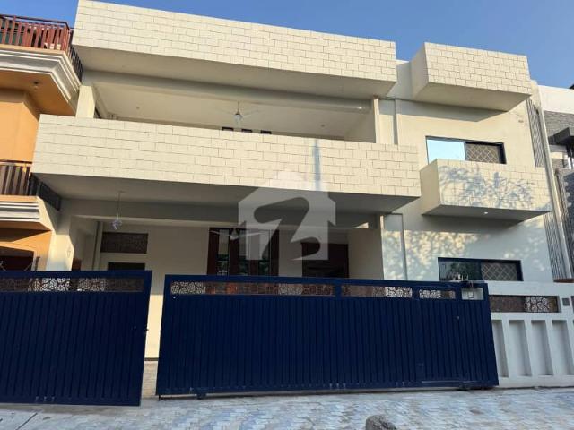 1 Kanal Triple Storey House For Rent E 11 Islamabad