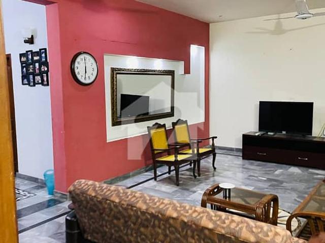 1 Kanal Triple Story Owner Build House For Sale With All Utility Conection's