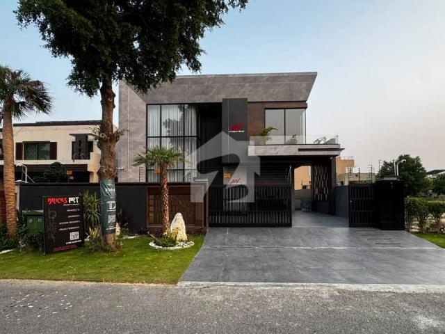 1 kanal ultra modern design wath basement house for sale in dha phase 7 near deffence raya