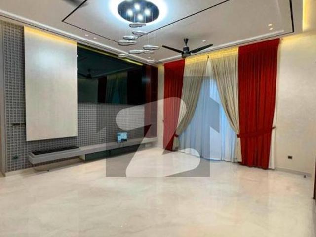 1 kanal ultra modern super luxury stylish bungalow for rent phase 6 dha phase 6