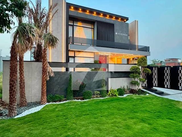 1 kanal ultra modern super luxury stylish bungalow for rent phase 6
