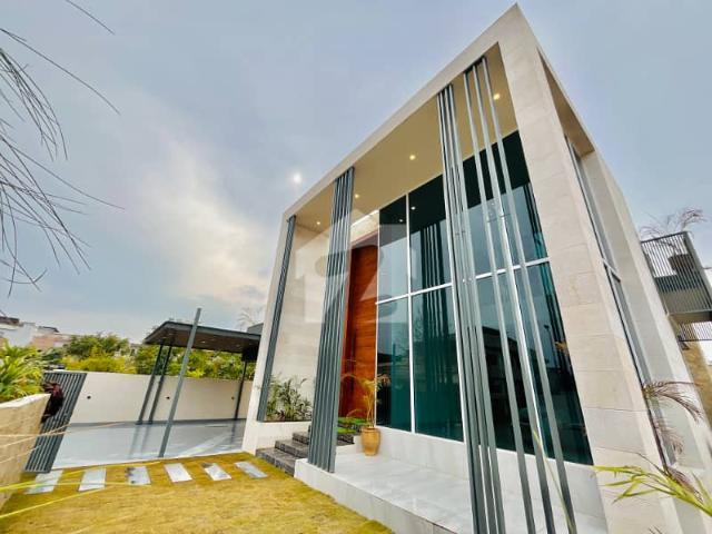 1 Kanal Ultra Luxury Corner House with Basement, Swimming Pool & Lift in DHA Phase 2 Islamabad