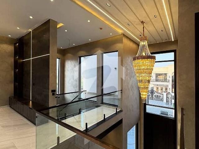 1 Kanal Upper For Rent Available IN DHA EME Society Facing Parck 3 Master Bedroom TV Launch Kichan Store Tiras Girag Lundri Area Rent 90000