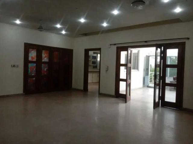 1 kanal upper portion 2 bedroom for rent canal view Gujranwala ID 28246