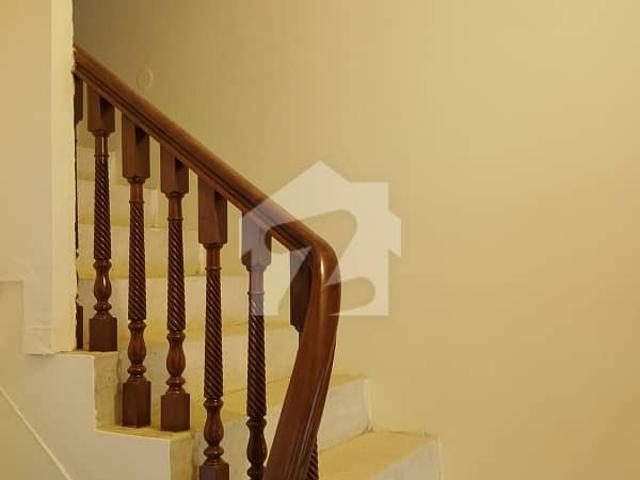 1 Kanal Upper Portion Available For Rent In Arif Jan Road