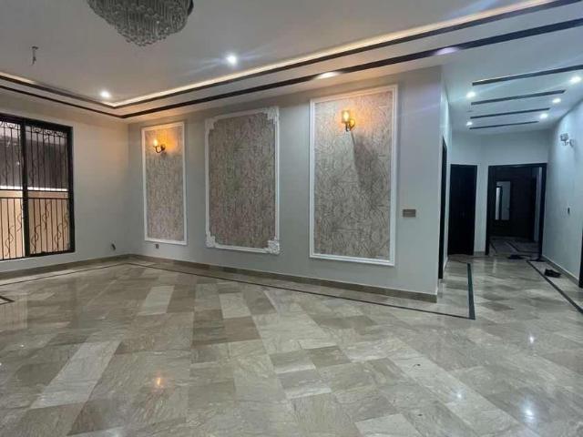 1 Kanal Upper portion for Rent