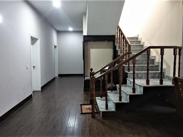 1 Kanal Upper portion for Rent