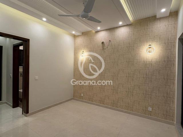 1 Kanal Upper portion for Rent