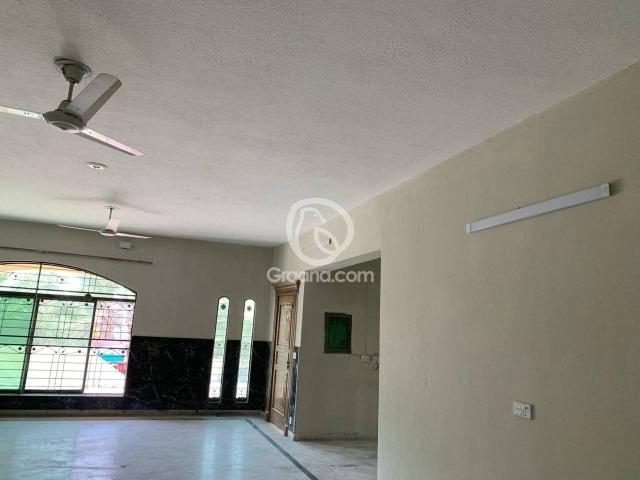 1 Kanal Upper portion for Rent