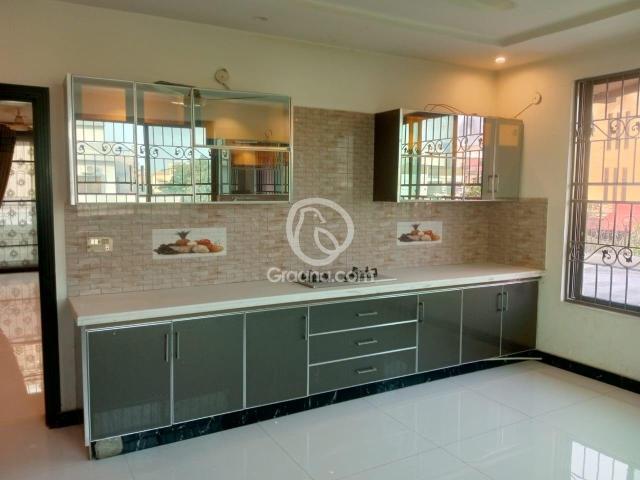 1 Kanal Upper portion for Rent