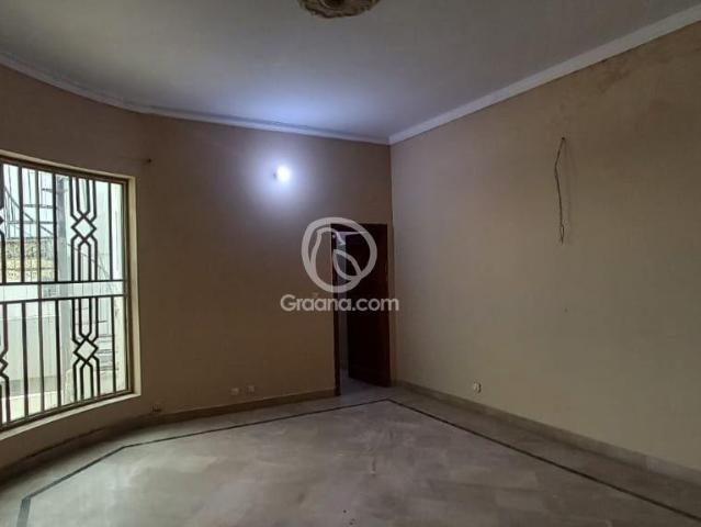 1 Kanal Upper portion for Rent